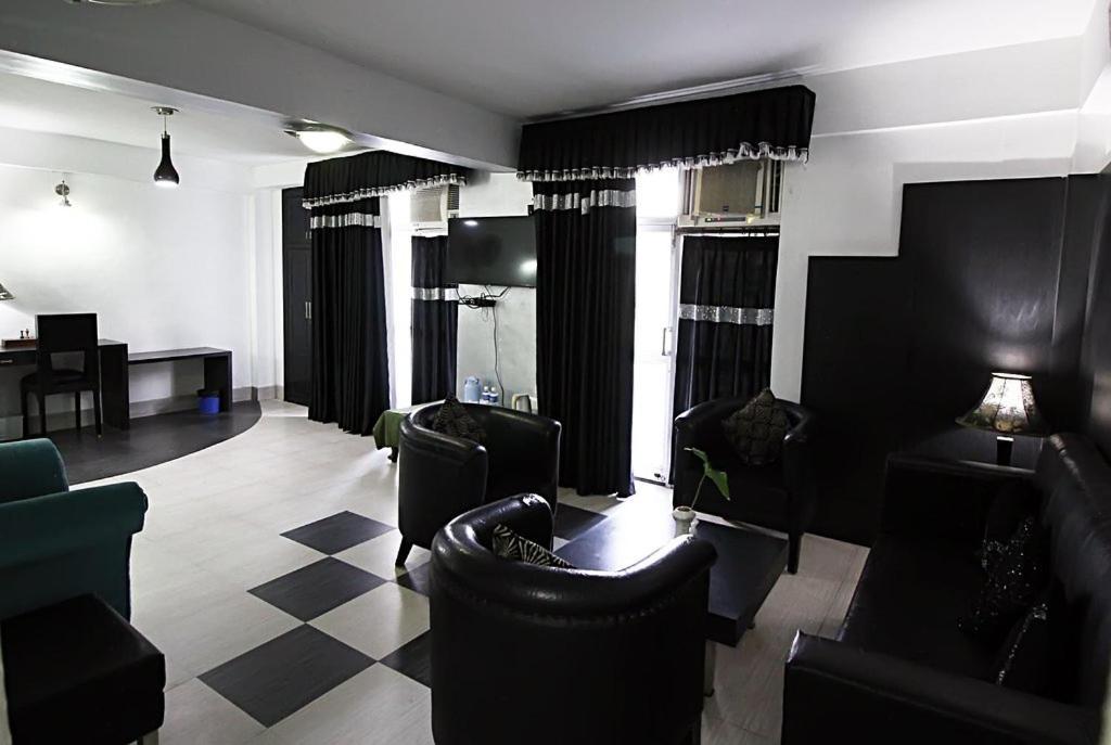 Hotel Aravali Heights Alwar Exterior foto