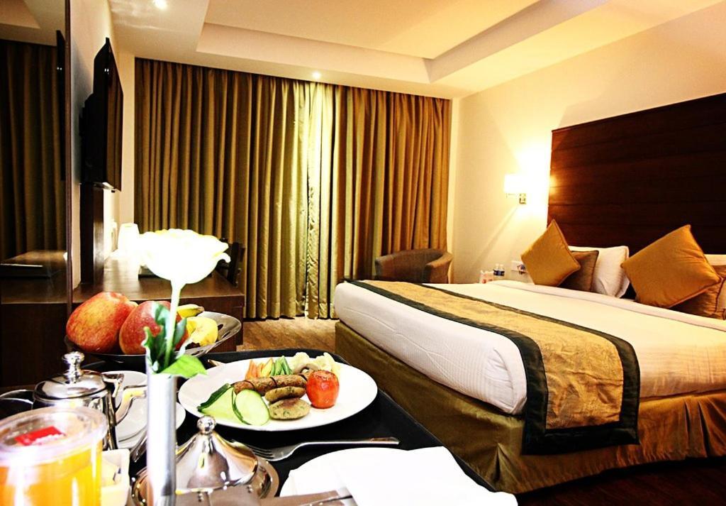 Hotel Aravali Heights Alwar Exterior foto