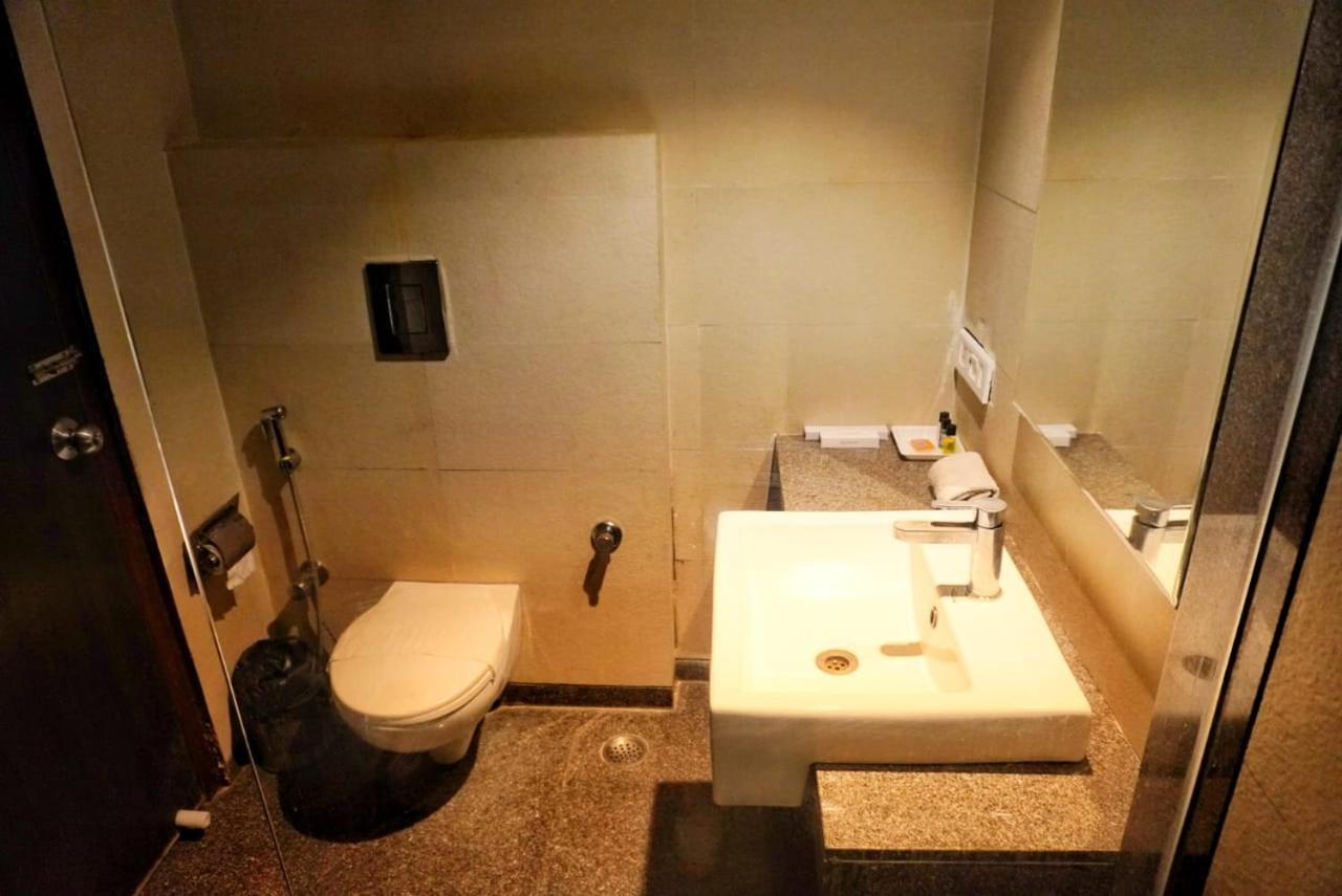 Hotel Aravali Heights Alwar Exterior foto